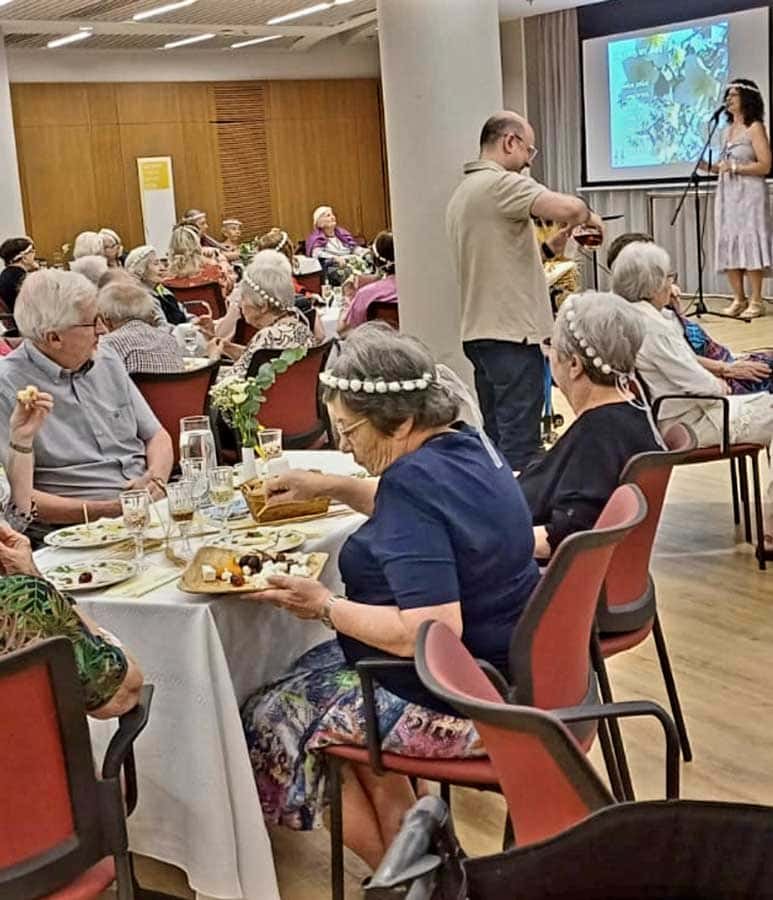 Beth Juliana · חיי הקהילה