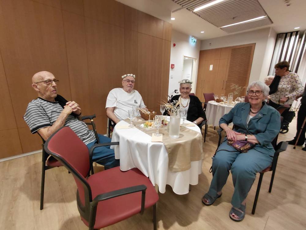 Beth Juliana · חיי הקהילה