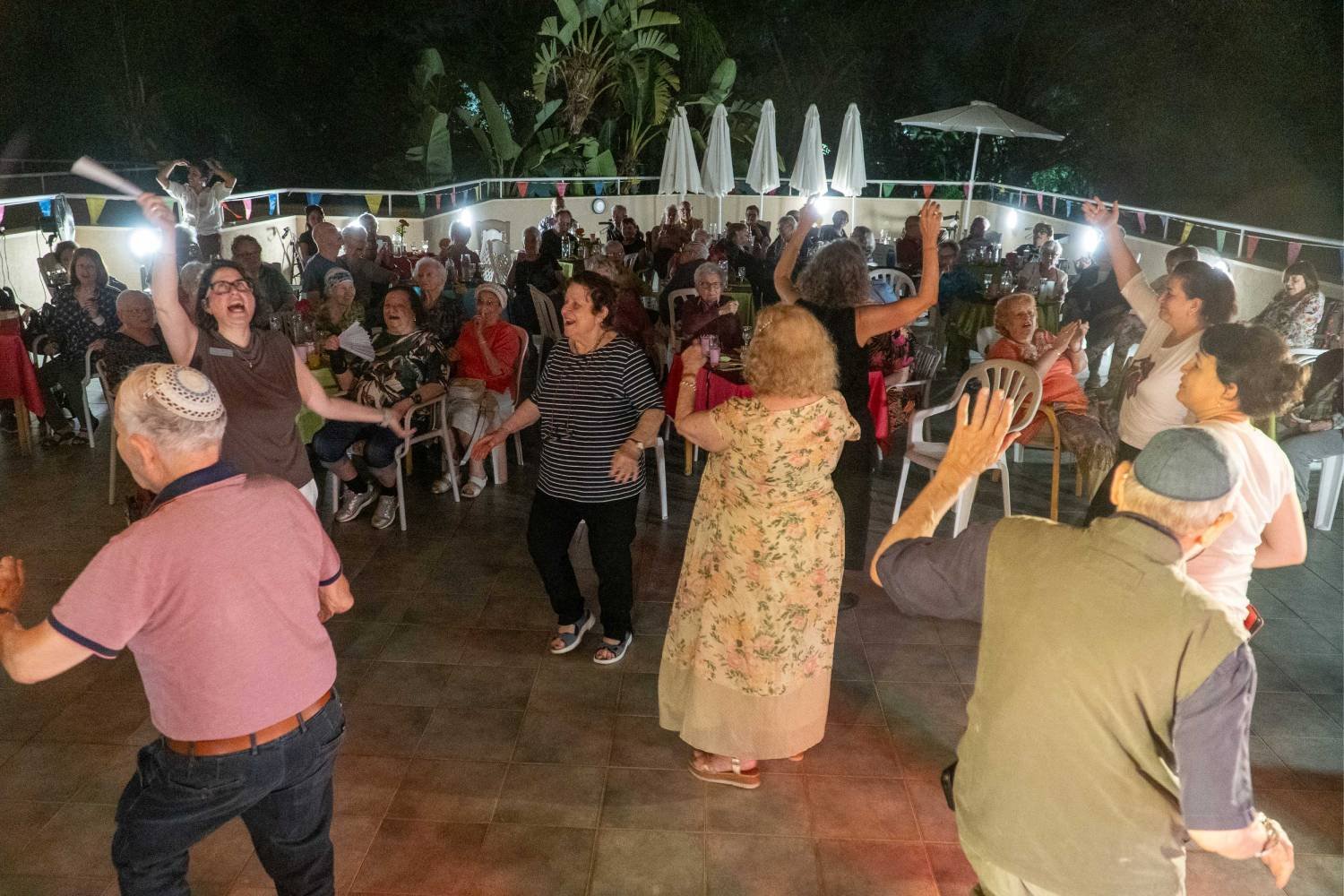 Beth Juliana · חיי הקהילה