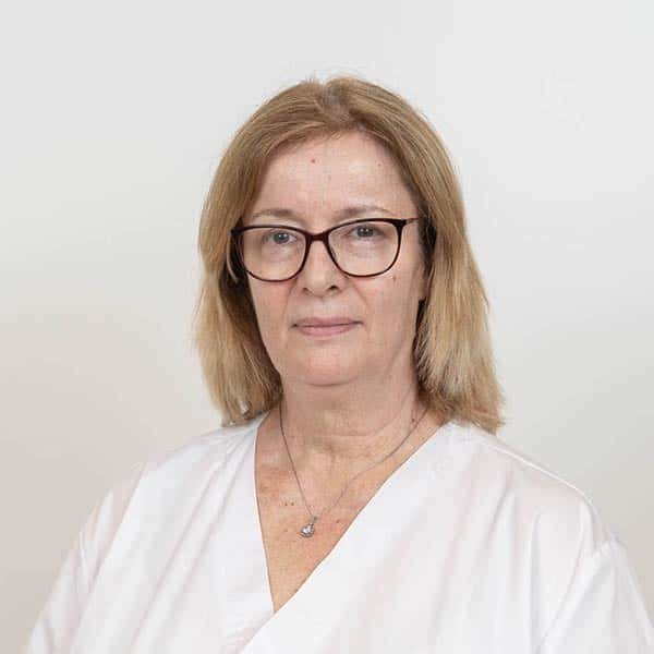 Beth Juliana · הצוות